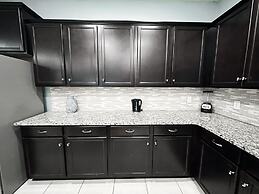 2127lc- Windsor Island 10 Bedroom Home by RedAwning