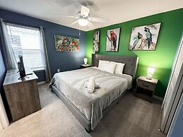 2127lc- Windsor Island 10 Bedroom Home by RedAwning