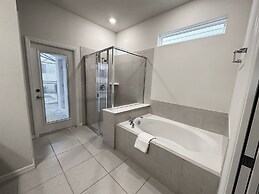 2127lc- Windsor Island 10 Bedroom Home by RedAwning