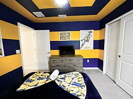 2127lc- Windsor Island 10 Bedroom Home by RedAwning