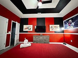 2127lc- Windsor Island 10 Bedroom Home by RedAwning