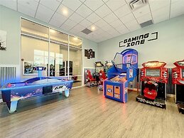 2127lc- Windsor Island 10 Bedroom Home by RedAwning