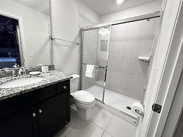 2127lc- Windsor Island 10 Bedroom Home by RedAwning