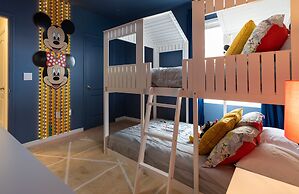 7660oml-solterra Resort 5 Bedroom Home by RedAwning