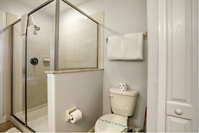 1461bt - The Retreat At Championsgate 9 Bedroom Home by RedAwning