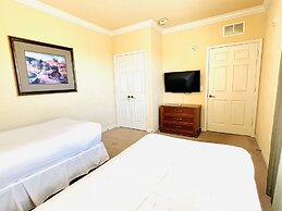 1361tt Unit 7401 - Tuscana Resort 3 Bedroom Condo by RedAwning