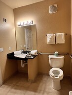 1361tt Unit 7401 - Tuscana Resort 3 Bedroom Condo by RedAwning