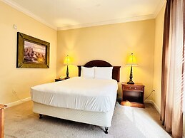 1361tt Unit 7401 - Tuscana Resort 3 Bedroom Condo by RedAwning