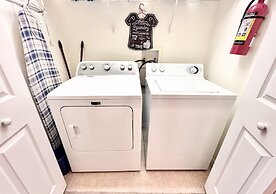 777bd - West Haven Gated Community 4 Bedroom Home by RedAwning