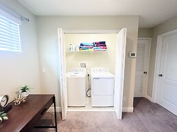 Balmoral Resort-162kb 4 Bedroom Home by RedAwning