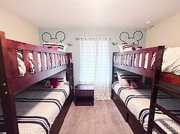 Balmoral Resort-162kb 4 Bedroom Home by RedAwning