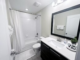 Balmoral Resort-162kb 4 Bedroom Home by RedAwning