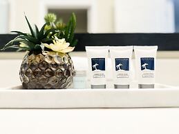 Balmoral Resort-162kb 4 Bedroom Home by RedAwning