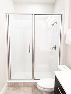 Balmoral Resort-179mm 4 Bedroom Home by RedAwning