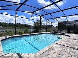 Balmoral Resort-140aa 5 Bedroom Home by RedAwning