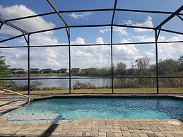 Balmoral Resort-158kb 4 Bedroom Home by RedAwning