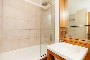 The Jasper Walk Escape - Charming 2bdr Flat With Balcony