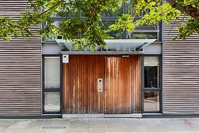 The Jasper Walk Escape - Charming 2bdr Flat With Balcony