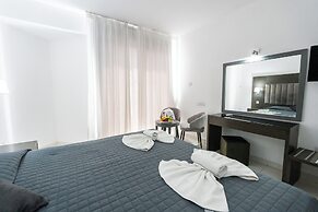 Napa Jay Hotel