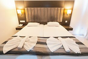 Napa Jay Hotel