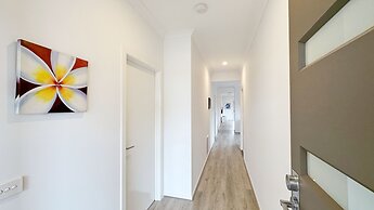 Tarneit Holiday Home