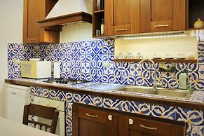 Marina Seaside Charme Apartment