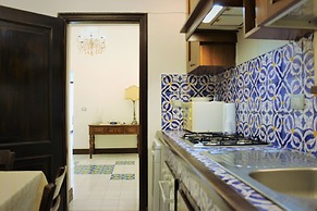 Marina Seaside Charme Apartment