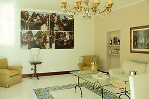 Marina Seaside Charme Apartment