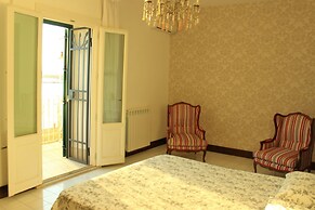 Marina Seaside Charme Apartment