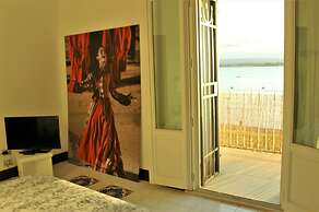 Marina Seaside Charme Apartment