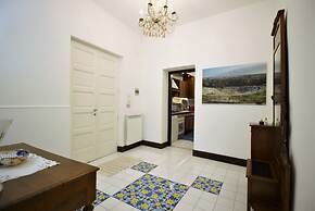 Marina Seaside Charme Apartment