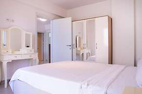 Comfortable Flat w Pool and Garden in Soke Aydin