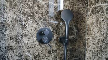 Welcomely - Light Room Vistamare - Sergio Endrigo