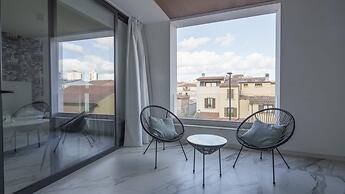 Welcomely - Light Room Vista Citt - Aznavour