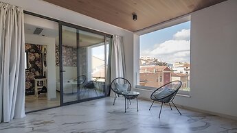 Welcomely - Light Room Vista Citt - Aznavour