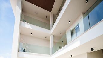 Welcomely - Superior Room - Dith Piaf