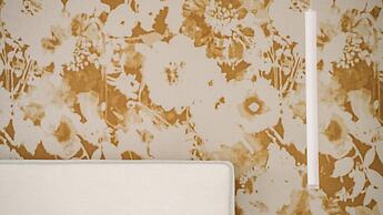 Welcomely - Deluxe Room - Charles Aznavour