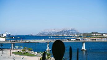 Welcomely - Deluxe Room - Amii Stewart