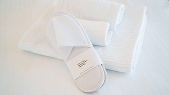 Welcomely - Deluxe Room - Frank Sinatra