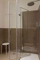 Kiss Beachfront Hotel & Restaurant