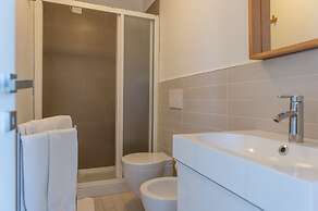 Kiss Beachfront Hotel & Restaurant