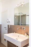 Kiss Beachfront Hotel & Restaurant