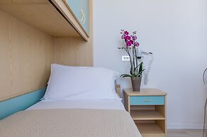 Kiss Beachfront Hotel & Restaurant