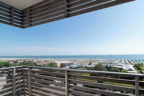 Kiss Beachfront Hotel & Restaurant