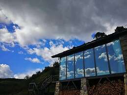 Shangri-La Dala Pasture Hotel