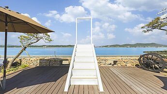 Ganghwado Mare Seawater Poolvilla