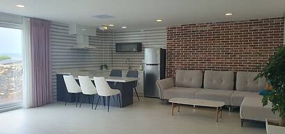 Ganghwado Mare Seawater Poolvilla