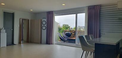 Ganghwado Mare Seawater Poolvilla