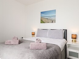 6 Seaview @ Bridlington Bay