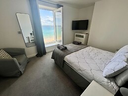 6 Seaview @ Bridlington Bay